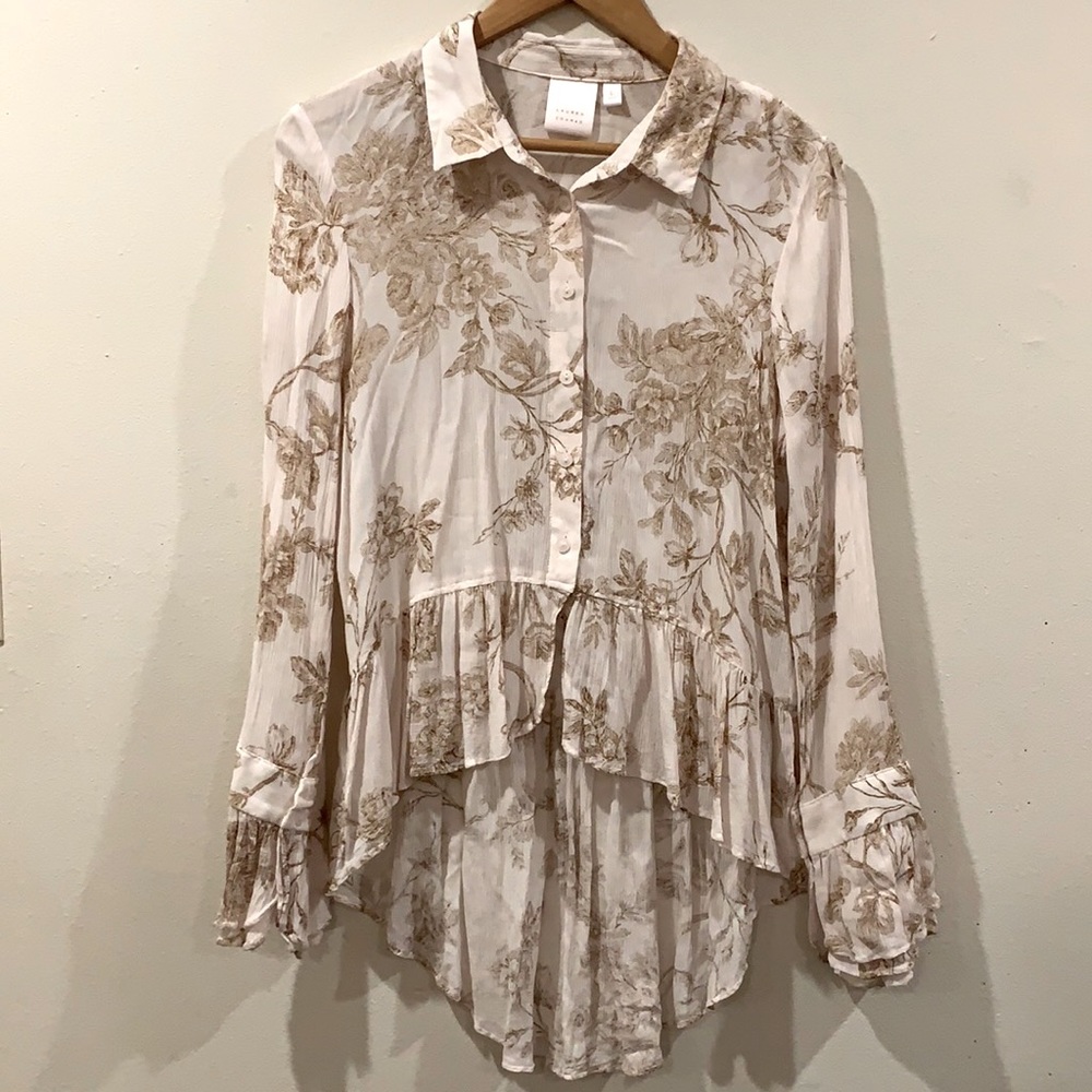 Lauren Conrad : woman’s button down